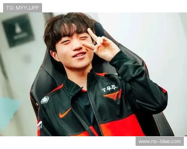 Keria精妙操作引领团队节奏展示顶级辅助意识与战术艺术