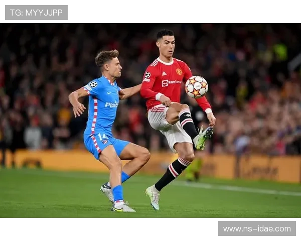 聚焦世界足球巨星成长历程与赛场传奇故事深度全景剖析报道集