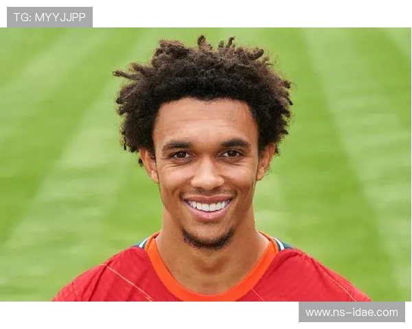 特伦特·亚历山大-阿诺德:足坛天才右后卫的成长与突破之路 特伦特·亚历山大-阿诺德:足坛天才右后卫的成长与突破之路