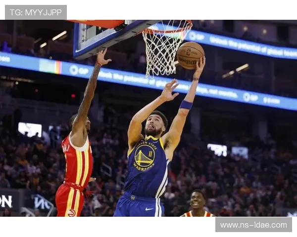 勇士与老鹰激战11月14日球迷期待精彩对决与精彩瞬间 勇士与老鹰激战11月14日球迷期待精彩对决与精彩瞬间